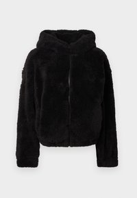 Επιλέχθηκε, black