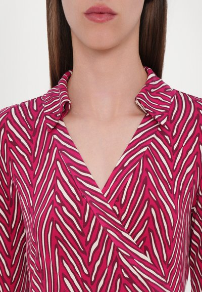 Diane von Furstenberg ABIGAL WRAP DRESS WITH CUFF - Maxi šaty - dark red