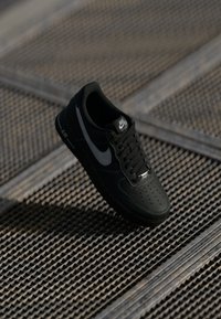 Valgt, black/wolf grey