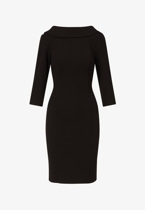 Abito nero aderente con maniche a tre quarti, colletto ampio e texture liscia. Design classico, silhouette sagomata che valorizza la vita.