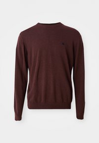 Weinroter Pullover, lange Ärmel, Rundhalskragen, gerippter Saum und Bündchen, aus strukturiertem Strickstoff gefertigt, mit kleinem Logo auf der oberen linken Seite.