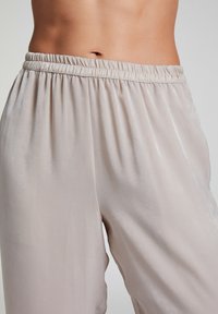 Hunkemöller Pyjama bottoms - beige
