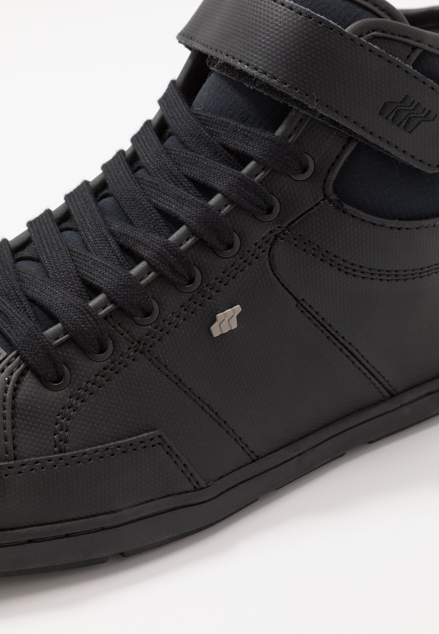 boxfresh sneaker high