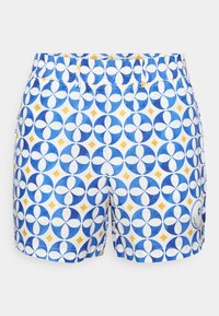 Shorts de bain pour hommes avec un motif géométrique répétitif en bleu, blanc et jaune. Taille élastique et texture de tissu douce.