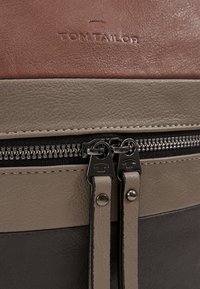 TOM TAILOR TTELLEN - Umhängetasche - grey