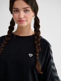 Hummel LOOSE FIT - Trükipildiga T-särk - black ebony