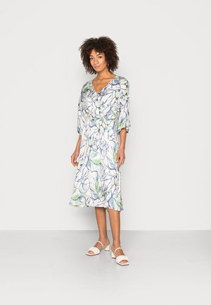 Vestido de dia - off white