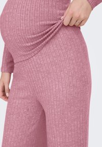 ONLY MATERNITY CACHE-COEUR  - Blouse - mesa rose