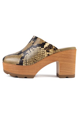 Clogs - beige