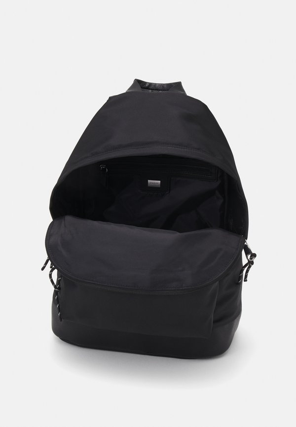 CORE UNISEX – Tagesrucksack