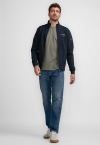 Petrol Industries Felpa con zip - sky captain