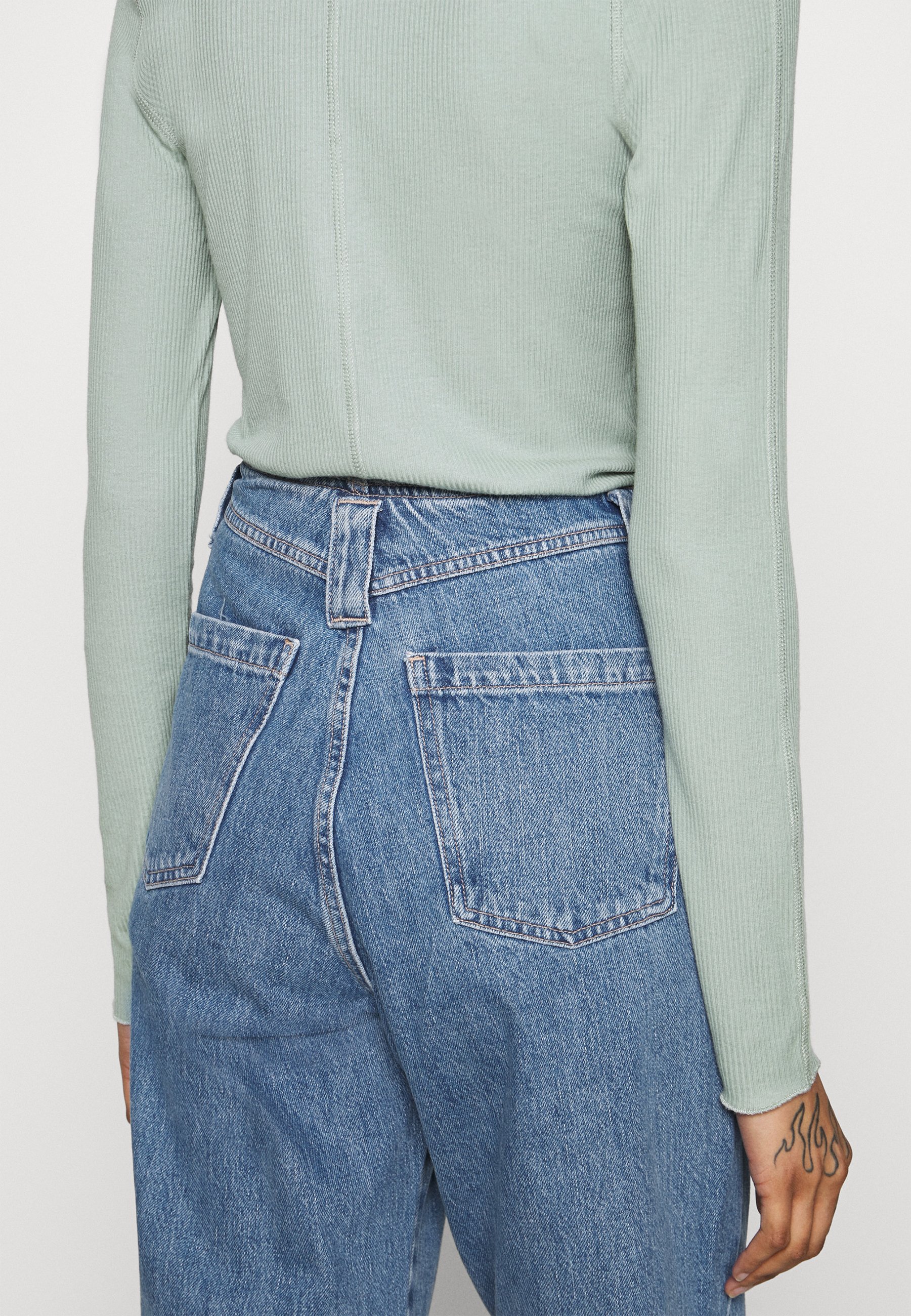 Topshop SEAMED MOM - Relaxed fit jeans 