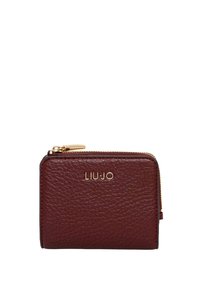 Portafoglio in pelle bordeaux con finitura strutturata, logo in tonalità oro e chiusura con zip. Forma rettangolare compatta con bordi arrotondati.