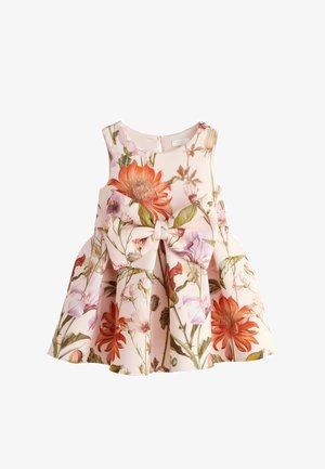 Rochie roz fără mâneci pentru fete, cu imprimeu floral mare portocaliu și violet și o fundă mare în talie, fustă evazată.