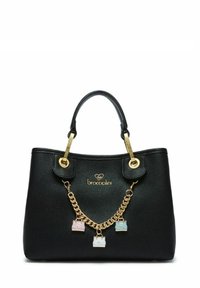 Borsa tote in pelle nera con superficie testurizzata, hardware dorato, manici doppi e una catena decorativa con tre piccoli ciondoli a forma di lucchetto.