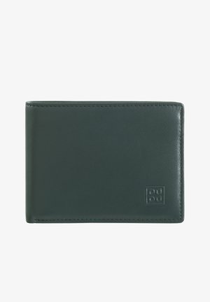 Portefeuille en cuir vert foncé avec une texture lisse, de forme rectangulaire et un détail de logo en relief dans le coin inférieur. Coutures soignées visibles le long des bords.