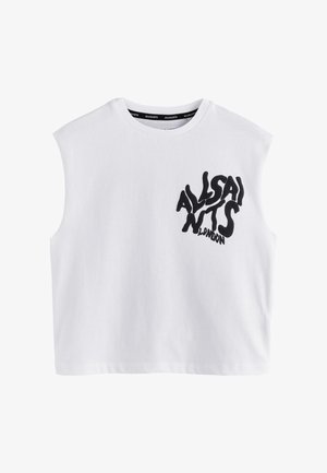 Witte mouwloze cropped top met zwart golvend "AllSaints London" logo gedrukt op de bovenste linkerborst.