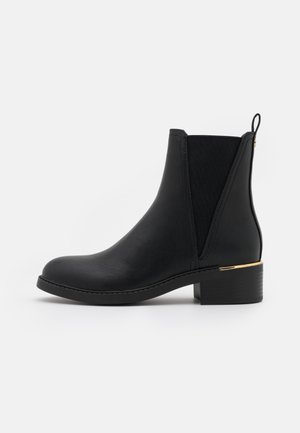 Stivaletti - black