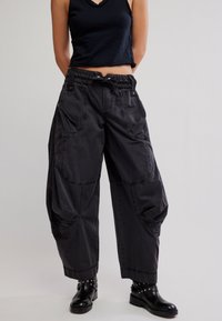 Επιλέχθηκε, black