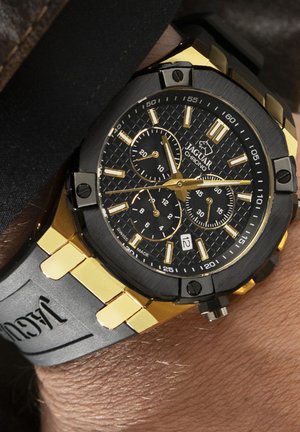 - Zegarek chronograficzny