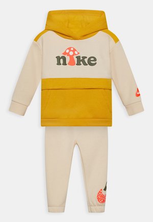 FOREST FORAGERS UNISEX SET - Sudadera - pearl white
