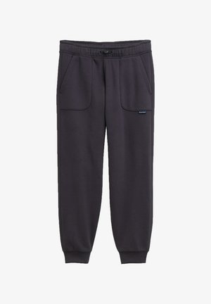 Sorte joggingbukser med elastik i taljen og snøre, to forlommer samt ribstrikkede manchetter ved anklerne.