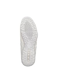 Weißer Sneaker mit einer strukturierten Gummisohle, die über runde Stollen, seitliche Belüftungsöffnungen und ein Logo verfügt. Größenbezeichnung '42' sichtbar.
