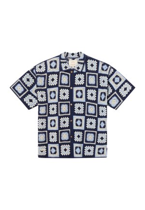 Korte mouwen overhemd met knopen, met marineblauwe en lichtblauwe haakwerk vierkant patronen die in een rasterdesign zijn gerangschikt.