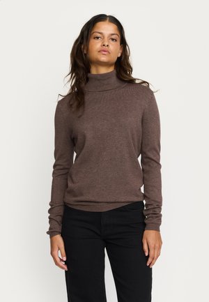 Bruine, strakke coltrui met lange mouwen, gemaakt van zachte breistof. Te combineren met zwarte broeken, minimalistisch ontwerp, zonder patronen of accenten.