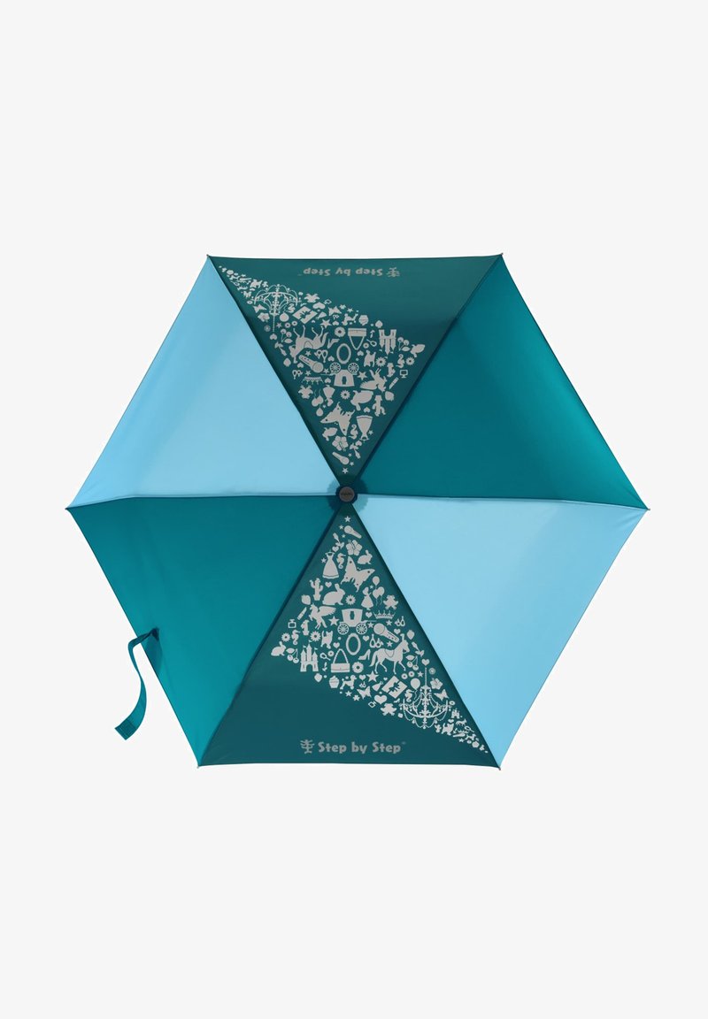 Türkis und hellblauer Regenschirm in hexagonaler Form, mit einem Muster aus weißen Icons. Der Text "Schritt für Schritt" befindet sich in der Nähe des Griffs.