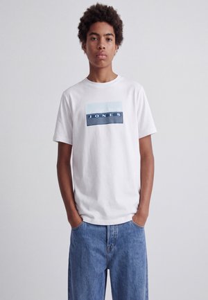 Jack & Jones Junior, JCOFUSION DOTS PRINT TEE SS CN SN JNR - Μπλουζάκι με στάμπα - bright white