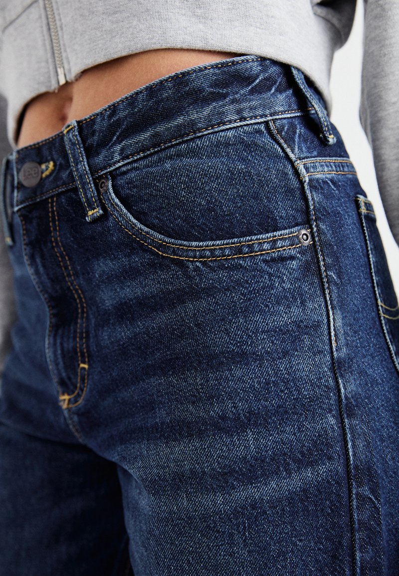 Jeans femme Lee Riders 8P lavage foncé jambe droite