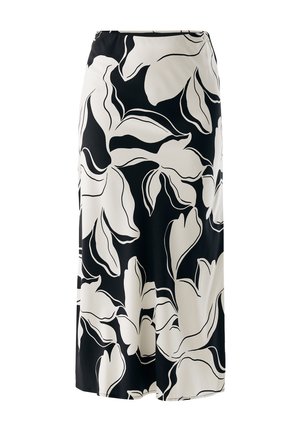 Middenlange rok in zwart en crème, gemaakt van soepel stof, met grote bloemmotieven in een contrasterend ontwerp. Lichtgewicht met een vloeiende silhouet.