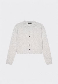 Jasnoszara, krótka kardiganka wykonana z teksturowanej dzianiny. Posiada okrągły dekolt i sześć czarnych guzików z przodu.