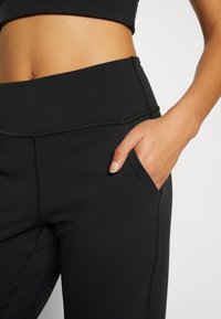 lululemon ALIGN™ HR czarny
