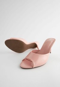 Next FOREVER COMFORT- REGULAR FIT - Papuci înalți - pink