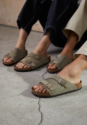 Birkenstock ZÜRICH - Sandaler - taupe