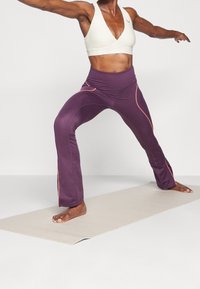 Puma Tights - purple