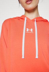 Under Armour Sweat à capuche - red