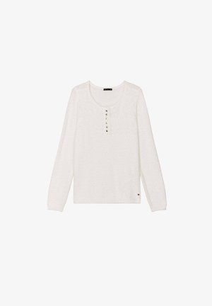 Top bianco a maniche lunghe realizzato in un tessuto texturizzato, con scollatura rotonda e una fila di bottoni lucidi lungo la parte anteriore.