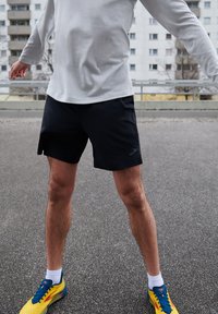 Brooks Sherpa 7" 2-in-1  - Träningsshorts - black