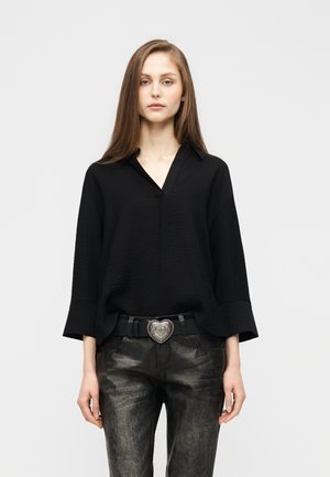 JDYPEPPER V NECK COLLAR - Blúzka - black