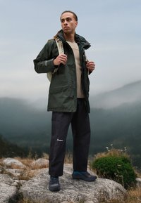 Thumbnail Image 3