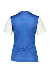 Blaues Sporttrikot mit kurzen weißen Ärmeln, aus atmungsaktivem Netzmaterial. Verfügt über einen Rundhalsausschnitt und ein tailliertes Design für optimale Bewegungsfreiheit.