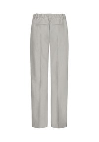 Pantalones de pierna recta de color gris claro con cintura elástica fruncida y dos bolsillos traseros; textura tejida, detalles mínimos.