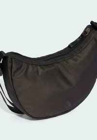 adidas Performance Bandolera - black   earth strata