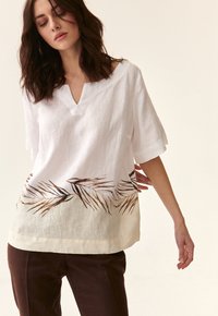 TATUUM MATYLDANA - Blouse - white