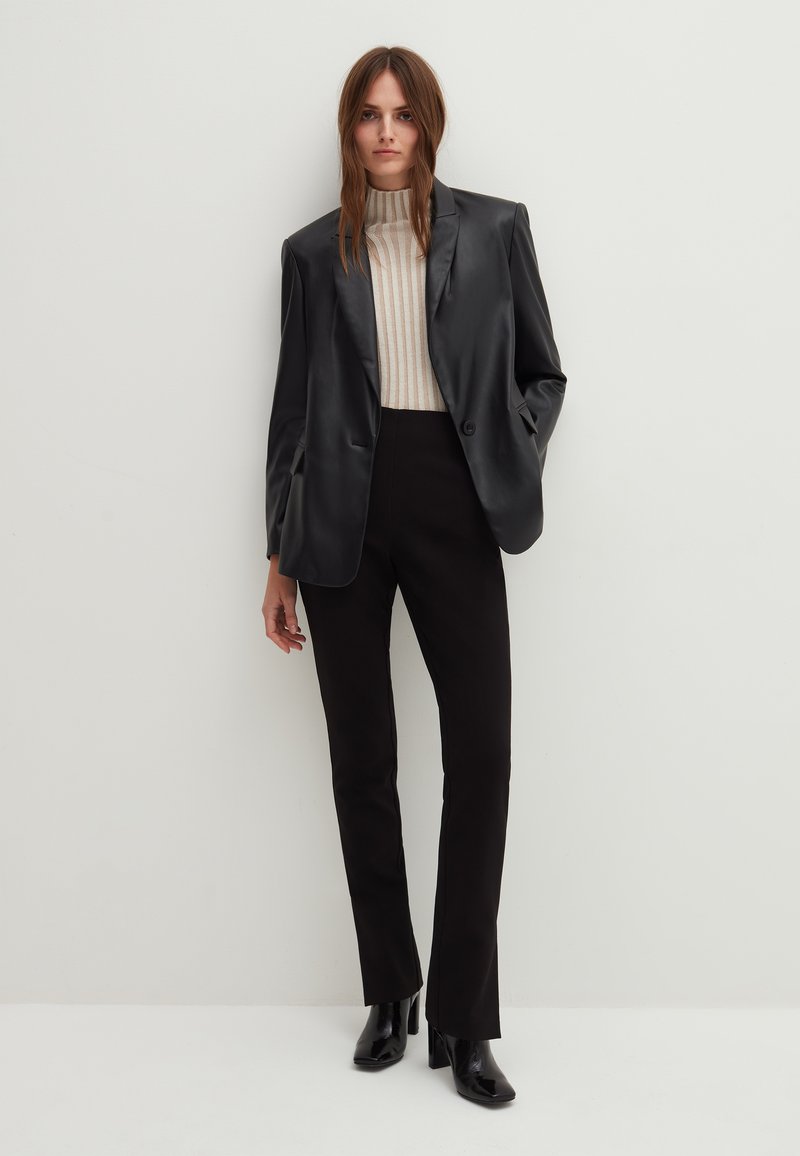 Stefanel Broek zwart Stefanel Broek zwart