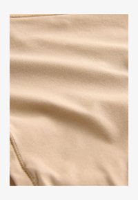 Seleccionado, fair taupe nude