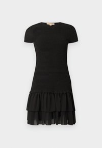 Μαύρο φόρεμα με κοντά μανίκια, με υφή που έχει μαζευτεί στην κορυφή και φούστα με βολάν και στρώσεις. Κατασκευασμένο από ελαφρύ, ρέον ύφασμα.